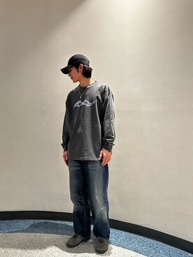 「WHITELAND（ホワイトランド）のアイテム（Tシャツ/カットソー）」を使った、大内陽心さん（メンズ・173cm）の冬コーディネート