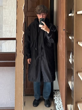 「COMOLI（コモリ）のComoli cotton silk hooded coat（ミリタリージャケット、ブラック系）」を使った、Jimmy Wangさん（メンズ・170cm）の夏コーディネート