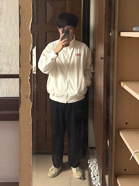 「UMBRO（アンブロ）のComoli Umbro F.C track jacket（スタジャン、ホワイト系）」を使った、Jimmy Wangさん（メンズ・170cm）の夏コーディネート