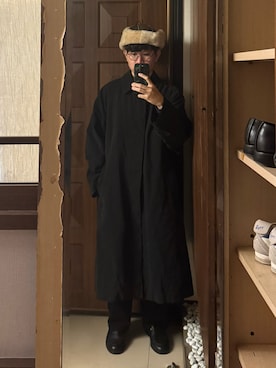 「COMOLI（コモリ）のComoli cotton gabardine bal coat（トレンチコート、ブラック系）」を使った、Jimmy Wangさん（メンズ・170cm）の夏コーディネート