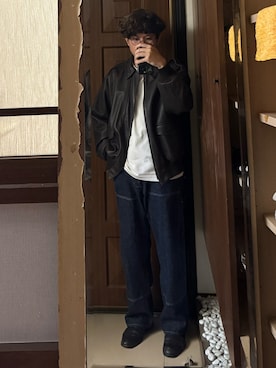 「COMOLI（コモリ）のアイテム」を使った、Jimmy Wangさん（メンズ・170cm）の夏コーディネート
