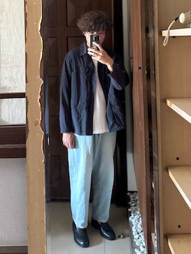 「COMOLI（コモリ）のComoli safari shirt（シャツ/ブラウス、ブルー系）」を使った、Jimmy Wangさん（メンズ・170cm）の夏コーディネート