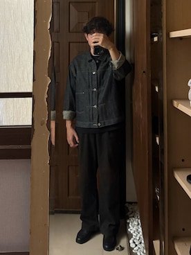 「COMOLI（コモリ）のアイテム」を使った、Jimmy Wangさん（メンズ・170cm）の夏コーディネート