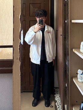 「COMOLI（コモリ）のComoli surplus T-shirt black（Tシャツ/カットソー、ブラック系）」を使った、Jimmy Wangさん（メンズ・170cm）の夏コーディネート