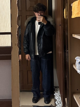 「COMOLI（コモリ）のアイテム」を使った、Jimmy Wangさん（メンズ・170cm）の夏コーディネート