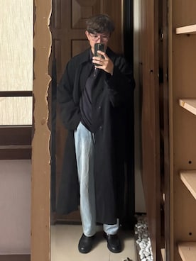 「COMOLI（コモリ）のComoli cotton gabardine bal coat（トレンチコート、ブラック系）」を使った、Jimmy Wangさん（メンズ・170cm）の夏コーディネート