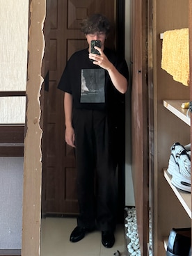 「COMOLI（コモリ）のアイテム」を使った、Jimmy Wangさん（メンズ・170cm）の秋コーディネート