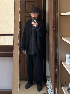 「COMOLI（コモリ）のComoli shirt navy（シャツ/ブラウス、ブラック系）」を使った、Jimmy Wangさん（メンズ・170cm）の夏コーディネート
