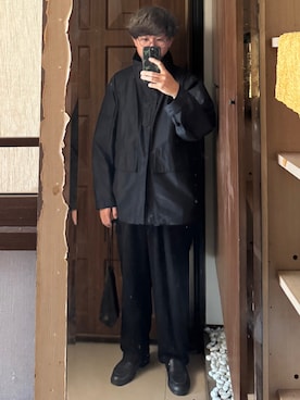 「アイテム（ミリタリージャケット）」を使った、Jimmy Wangさん（メンズ・170cm）の秋コーディネート