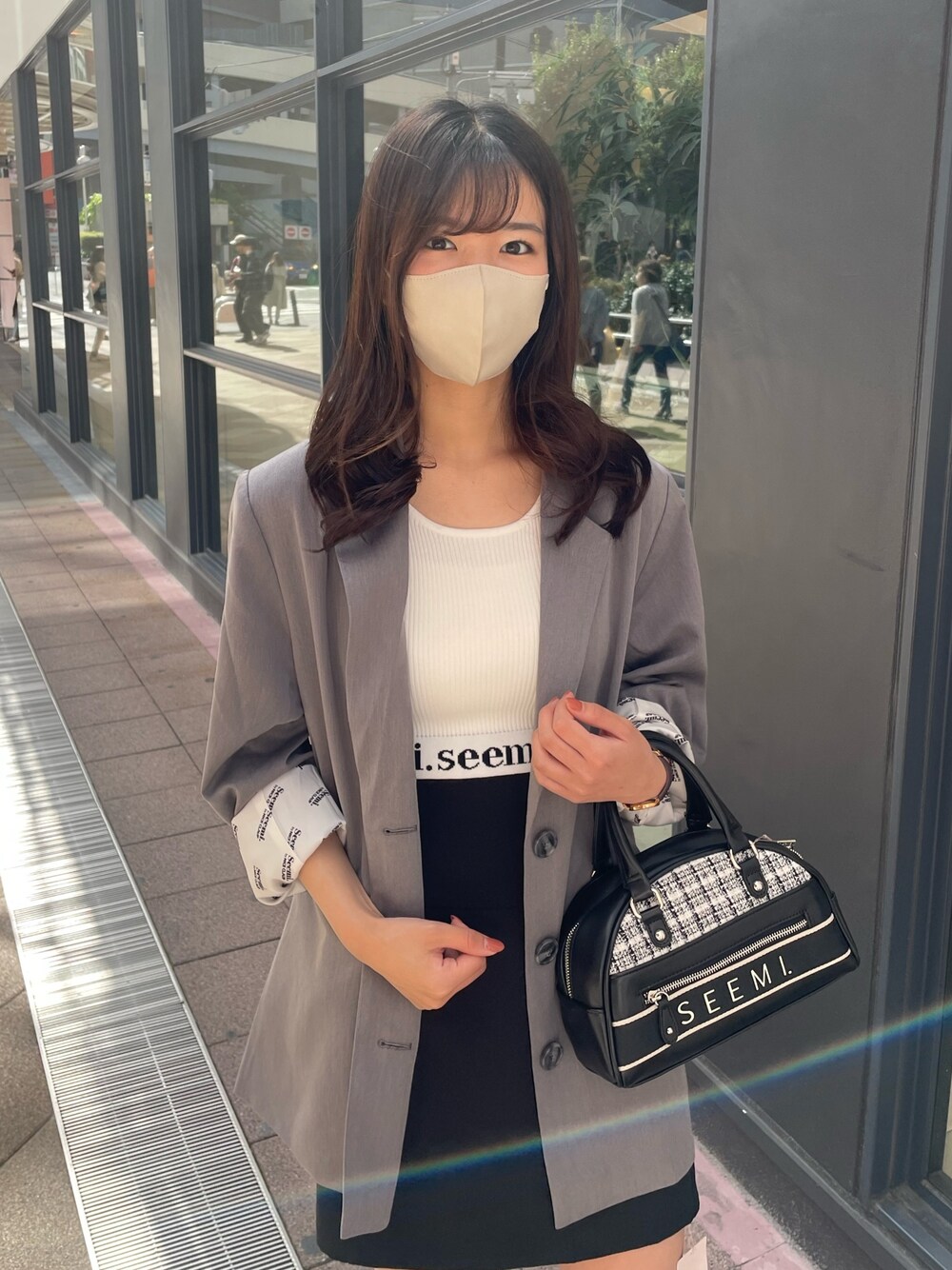 「one after another NICE CLAUPのダットスニーカー　2023SS（スニーカー、ホワイト系）」を使った、iammiyuuuuuさん（レディース・164cm）の春コーディネートの1枚目の写真