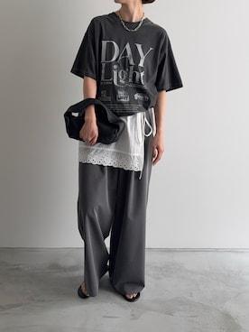 「meilmada（メイルマダ）のピグメントロゴビッグTシャツ（Tシャツ/カットソー、グレー系）」を使った、haraさん（レディース・166cm）の夏コーディネート