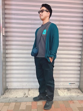 「NEW BALANCE（ニューバランス）のアイテム（スニーカー、ブラック系）」を使った、mocco0705さん（メンズ・170cm）の冬コーディネート