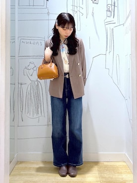 「アイテム（バンダナ/スカーフ）」を使った、HIYORIさん（レディース・158cm・20代）の秋コーディネート