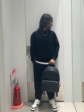 「ARMANI EXCHANGE（アルマーニエクスチェンジ）のアイテム」を使った、TAKUYAさん（メンズ・174cm）の秋コーディネート