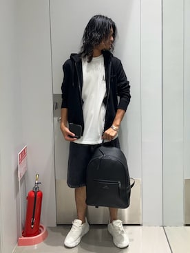 「アイテム（財布）」を使った、TAKUYAさん（メンズ・174cm）の冬コーディネート