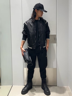 「ARMANI EXCHANGE（アルマーニエクスチェンジ）の【A|X アルマーニ エクスチェンジ】ボリュームソール レザーレースアップブーツ（ブーツ、ブラック系）」を使った、TAKUYAさん（メンズ・174cm）の春コーディネート