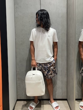 「ARMANI EXCHANGE（アルマーニエクスチェンジ）の【A|X アルマーニ エクスチェンジ】AXロゴ バックパック（バックパック/リュック、ブラック系）」を使った、TAKUYAさん（メンズ・174cm）の夏コーディネート