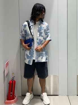 「ARMANI EXCHANGE（アルマーニエクスチェンジ）のアイテム」を使った、TAKUYAさん（メンズ・174cm）の夏コーディネート