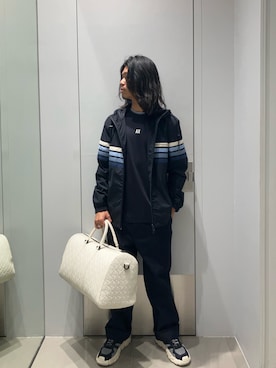 「ARMANI EXCHANGE（アルマーニエクスチェンジ）の【A|X アルマーニ エクスチェンジ】ロゴチャンキーソール レースアップスニーカー（スニーカー、ブルー系）」を使った、TAKUYAさん（メンズ・174cm）の夏コーディネート