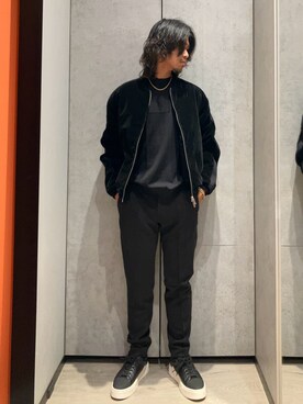 「ARMANI EXCHANGE（アルマーニエクスチェンジ）のアイテム（スラックス）」を使った、TAKUYAさん（メンズ・174cm）の秋コーディネート