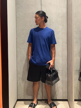 「ARMANI EXCHANGE（アルマーニエクスチェンジ）の【A|X アルマーニ エクスチェンジ】エンボスロゴ シャワーサンダル（サンダル、ブラック系）」を使った、TAKUYAさん（メンズ・174cm）の夏コーディネート
