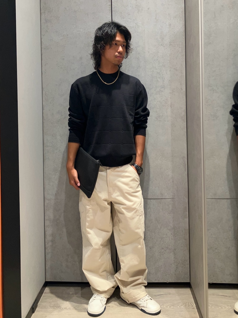 「AXchange、AXchanger、アルマーニエクスチェンジ、アルマーニ、armaniexchange、armani、秋コーデ、冬コーデ、冬服、お出かけコーデ、秋服準備はじめました、今日のコーデ、メンズファッション、オトナカジュアル、休日スタイル」｜「ARMANI EXCHANGEの【A|X アルマーニ エクスチェンジ】ワイドカーゴパンツ（カーゴパンツ、ベージュ系）」を使った、TAKUYAさん（メンズ・174cm）の夏コーディネートの1枚目の写真