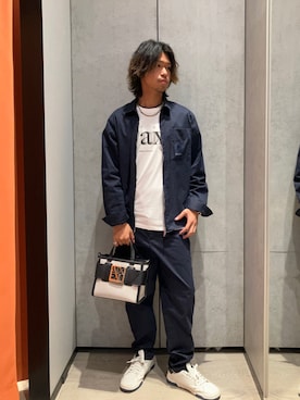 「ARMANI EXCHANGE（アルマーニエクスチェンジ）のアイテム（ハンドバッグ）」を使った、TAKUYAさん（メンズ・174cm）の夏コーディネート