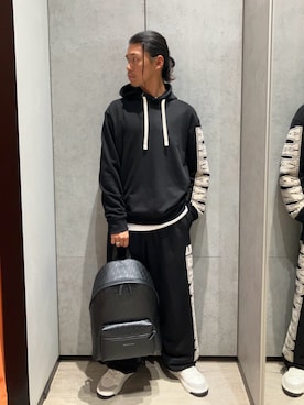 「armaniexchange」｜TAKUYAさん（メンズ・174cm）の秋コーディネート