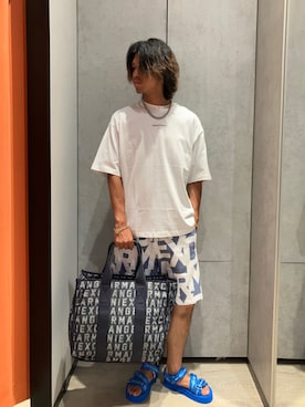 「ARMANI EXCHANGE（アルマーニエクスチェンジ）のアイテム（トートバッグ）」を使った、TAKUYAさん（メンズ・174cm）の夏コーディネート