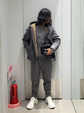 「アイテム（ポーチ）」を使った、TAKUYAさん（メンズ・174cm）の冬コーディネート