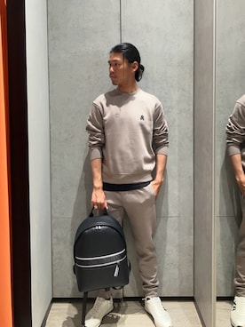 「ARMANI EXCHANGE（アルマーニエクスチェンジ）の【A|X アルマーニ エクスチェンジ】AXロゴ レースアップスニーカー（スニーカー、ホワイト系）」を使った、TAKUYAさん（メンズ・174cm）の夏コーディネート