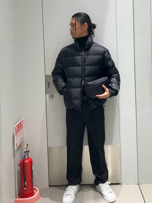 A|X アルマーニ エクスチェンジ】オールオーバーロゴ シャイニーダウン