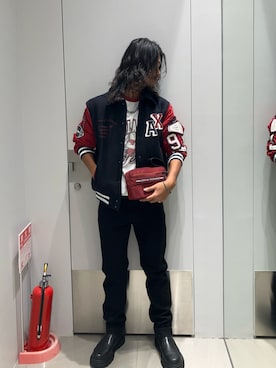 「アイテム（ポーチ）」を使った、TAKUYAさん（メンズ・174cm）の秋コーディネート