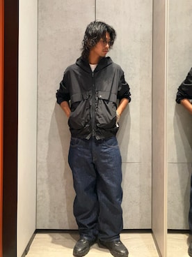 「ARMANI EXCHANGE（アルマーニエクスチェンジ）のアイテム（ナイロンジャケット）」を使った、TAKUYAさん（メンズ・174cm）の秋コーディネート
