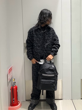 「ARMANI EXCHANGE（アルマーニエクスチェンジ）のアイテム」を使った、TAKUYAさん（メンズ・174cm）の秋コーディネート