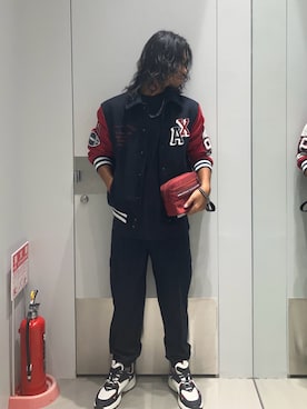 「アイテム（ポーチ）」を使った、TAKUYAさん（メンズ・174cm）の秋コーディネート
