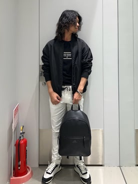 「ARMANI EXCHANGE（アルマーニエクスチェンジ）のアイテム（ブルゾン）」を使った、TAKUYAさん（メンズ・174cm）の冬コーディネート