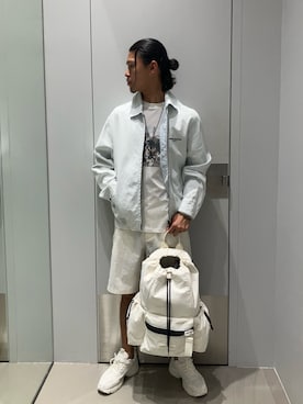 「ARMANI EXCHANGE（アルマーニエクスチェンジ）の【A|X アルマーニ エクスチェンジ】メッシュコンビ レースアップスニーカー（スニーカー、ホワイト系）」を使った、TAKUYAさん（メンズ・174cm）の春コーディネート