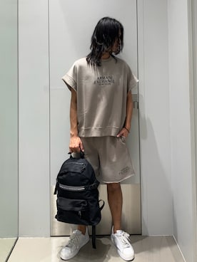 「ARMANI EXCHANGE（アルマーニエクスチェンジ）の【A|X アルマーニ エクスチェンジ】＜オンライン限定＞AXロゴ レースアップスニーカー（スニーカー、ホワイト系）」を使った、TAKUYAさん（メンズ・174cm）の春コーディネート