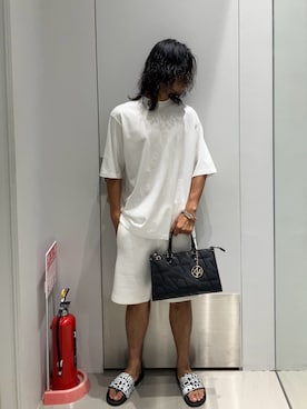 「ARMANI EXCHANGE（アルマーニエクスチェンジ）のアイテム」を使った、TAKUYAさん（メンズ・174cm）の夏コーディネート