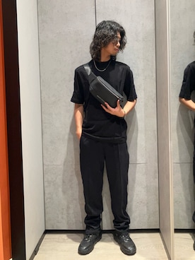 「ARMANI EXCHANGE（アルマーニエクスチェンジ）のアイテム（スウェットパンツ）」を使った、TAKUYAさん（メンズ・174cm）の春コーディネート