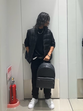 「アイテム（ダウンベスト）」を使った、TAKUYAさん（メンズ・174cm）の秋コーディネート