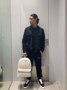 「ARMANI EXCHANGE（アルマーニエクスチェンジ）のアイテム」を使った、TAKUYAさん（メンズ・174cm）の春コーディネート