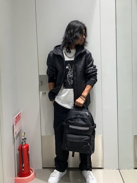 「ARMANI EXCHANGE（アルマーニエクスチェンジ）のアイテム」を使った、TAKUYAさん（メンズ・174cm）の秋コーディネート