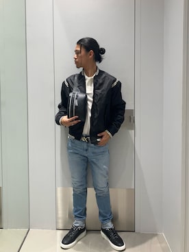 「ARMANI EXCHANGE（アルマーニエクスチェンジ）のアイテム」を使った、TAKUYAさん（メンズ・174cm）の春コーディネート