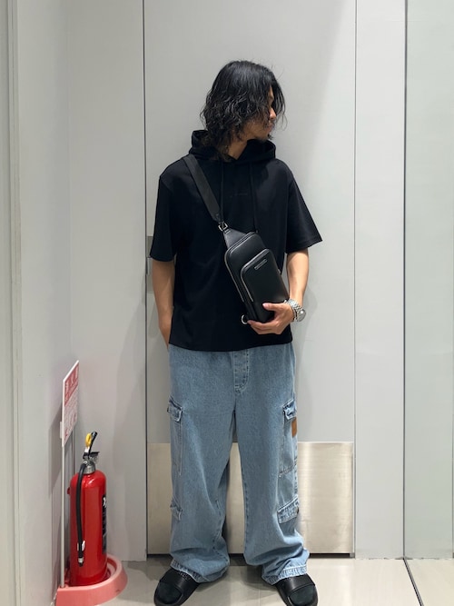 Armani Exchange A/X ブラックボディバッグ A|X アルマーニ エクスチェンジ】AXロゴ ボディバッグ（ボディ