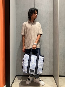 「ARMANI EXCHANGE（アルマーニエクスチェンジ）のアイテム（トートバッグ）」を使った、TAKUYAさん（メンズ・174cm）の夏コーディネート