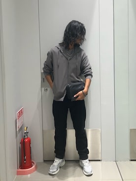 「ARMANI EXCHANGE（アルマーニエクスチェンジ）のアイテム」を使った、TAKUYAさん（メンズ・174cm）の冬コーディネート