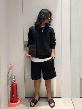 「ARMANI EXCHANGE（アルマーニエクスチェンジ）のアイテム（サンダル）」を使った、TAKUYAさん（メンズ・174cm）の春コーディネート