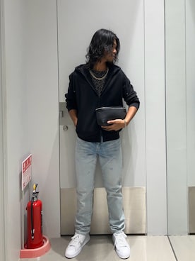 「アイテム（ボディバッグ/ウエストポーチ）」を使った、TAKUYAさん（メンズ・174cm）の秋コーディネート